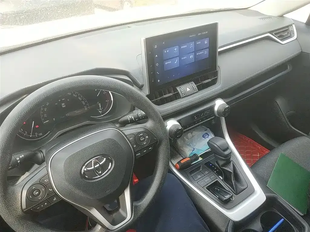 Toyota RAV4 2021 из CN, фото 4