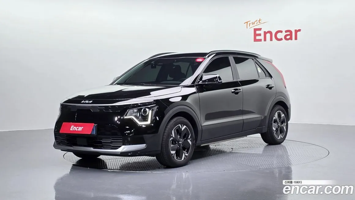 Kia Niro — фото 1