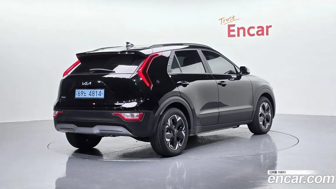 Kia Niro — фото 2