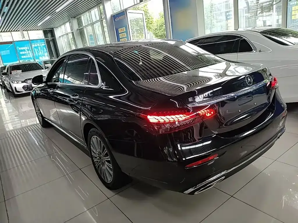 Mercedes-Benz E-Class 2023 из CN, фото 10