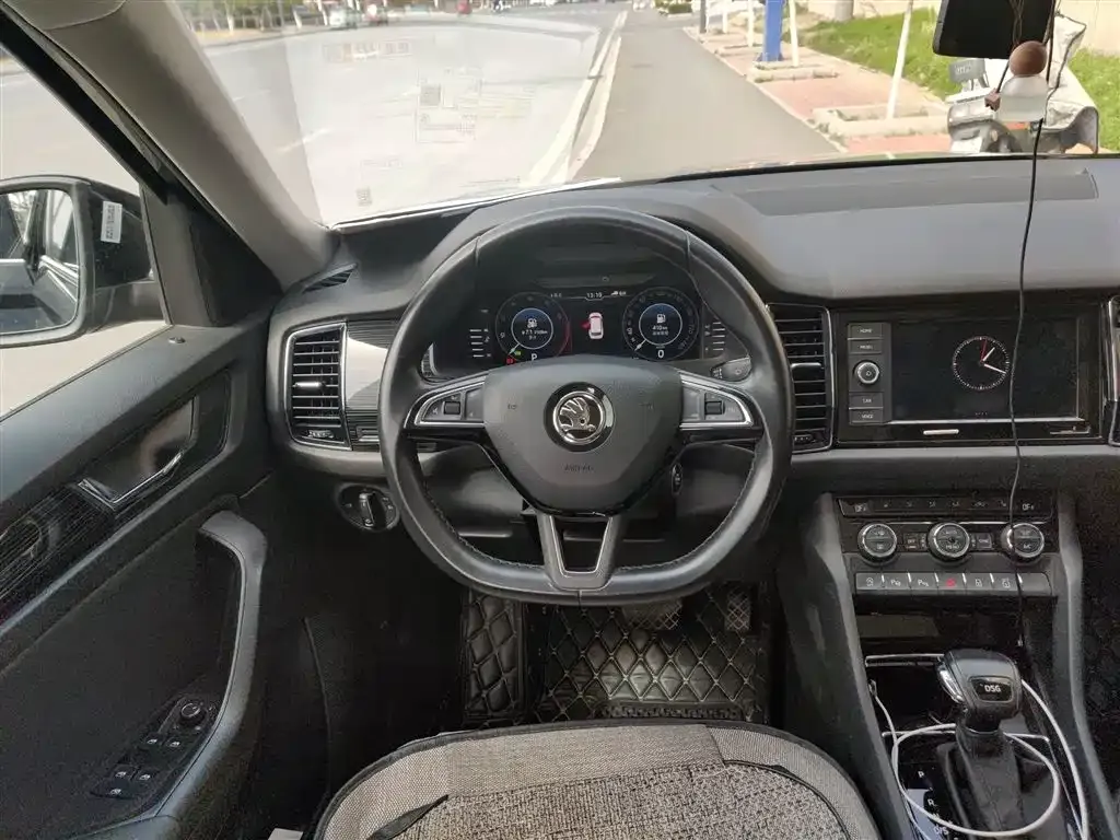 Skoda Kodiaq — фото 10