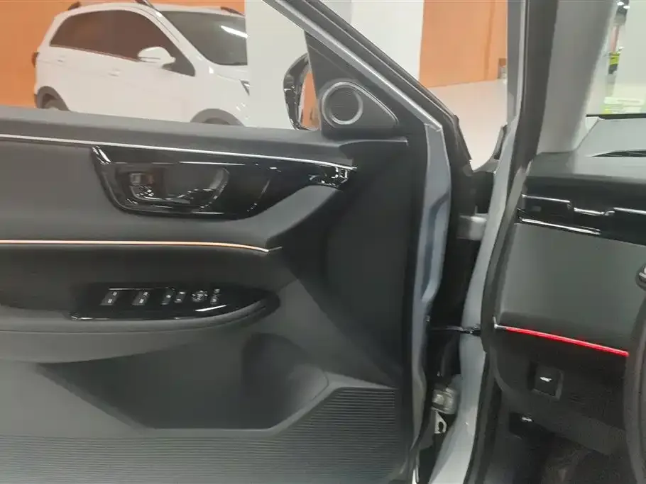 Honda e:NP2 2024 из CN, фото 7