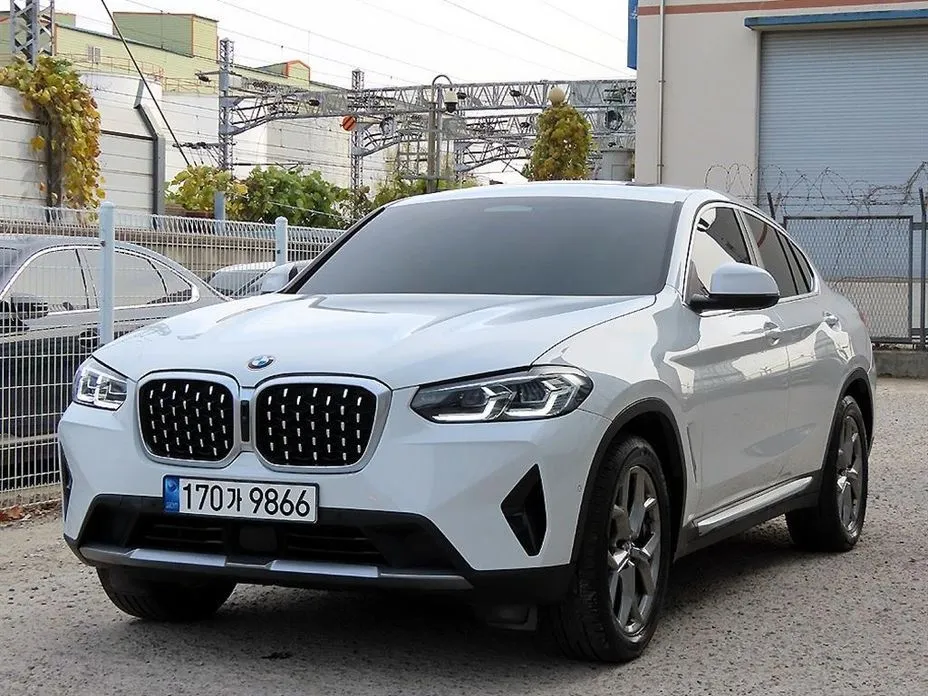 BMW X4 2023 из KR, фото 5