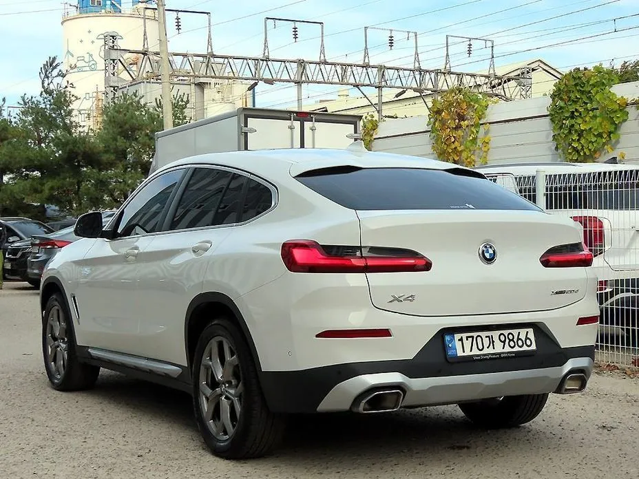 BMW X4 2023 из KR, фото 7