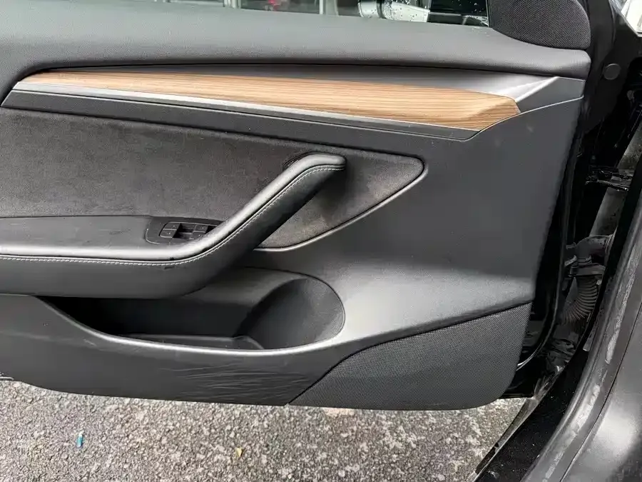 Tesla Model 3 2023 из CN, фото 5