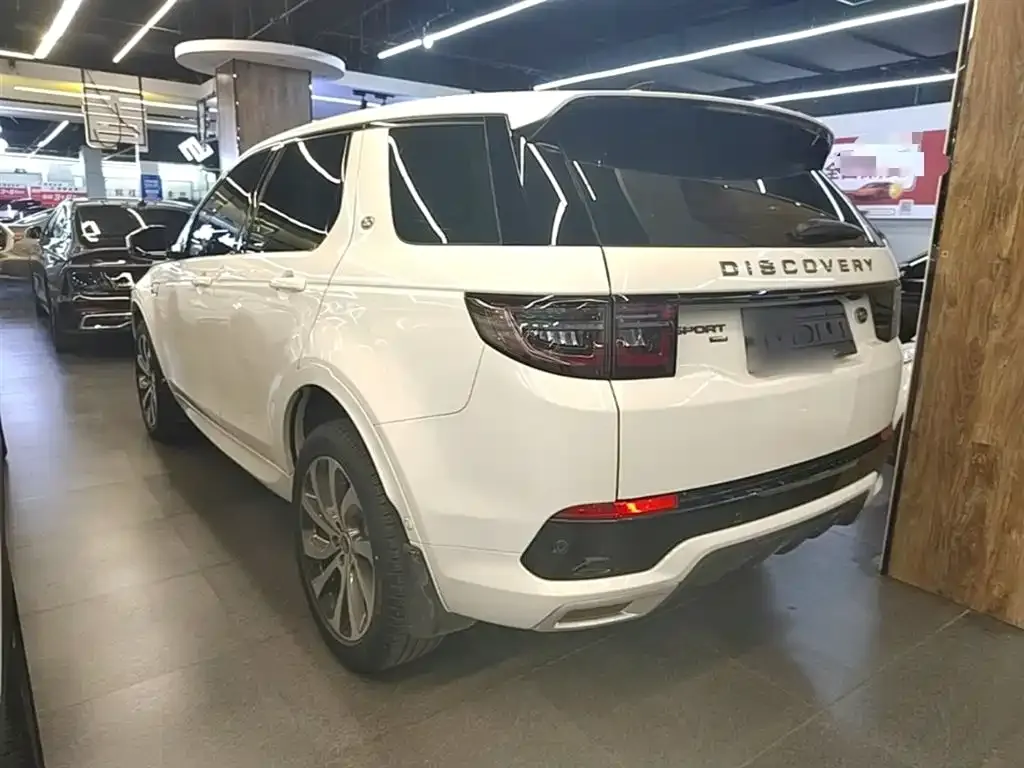 Land Rover Discovery Sport — фото 2