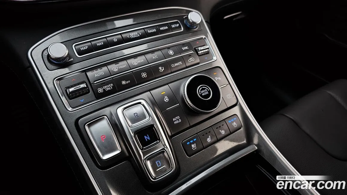 Hyundai Santafe — фото 9