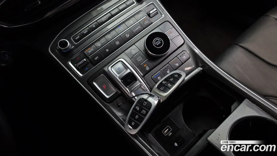 Hyundai Santafe 2023 из KR, фото 8