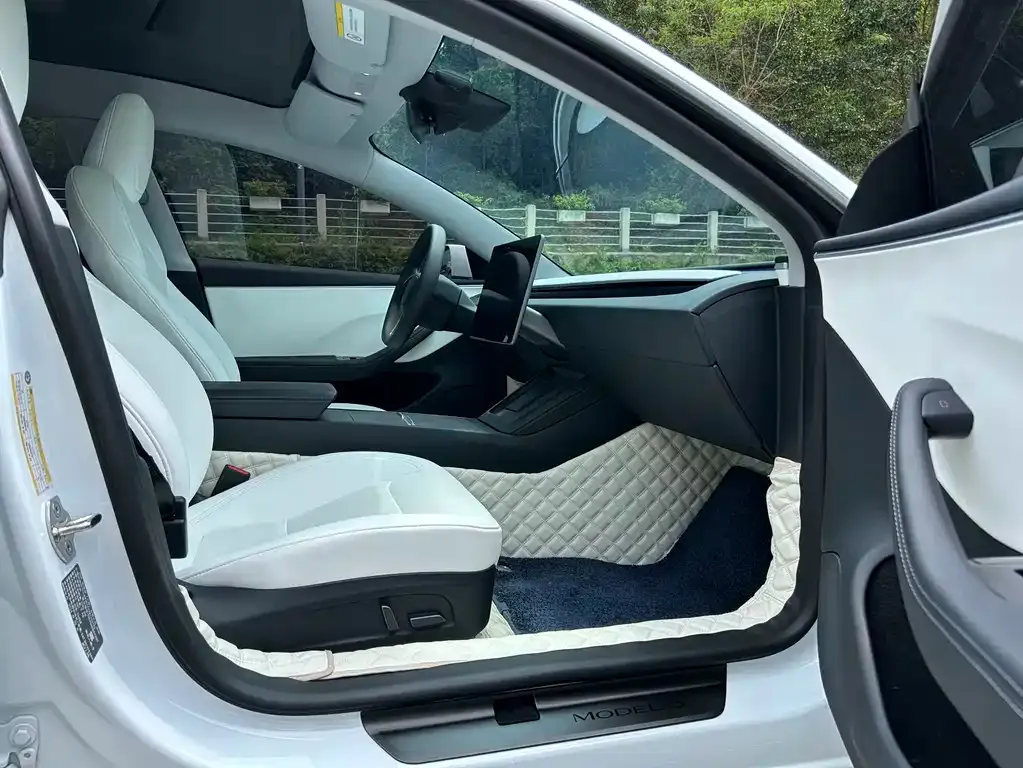 Tesla Model 3 — фото 3