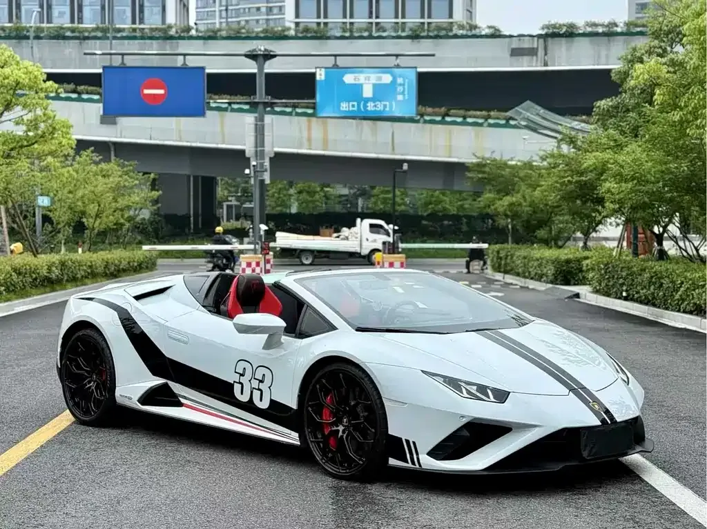 Lamborghini Huracan — фото 7