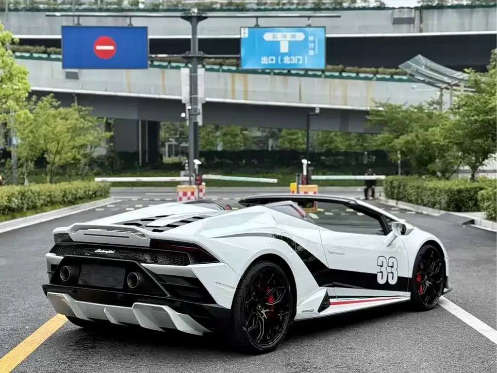 Lamborghini Huracan — фото 4