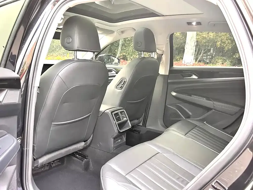Volkswagen Passat — фото 5