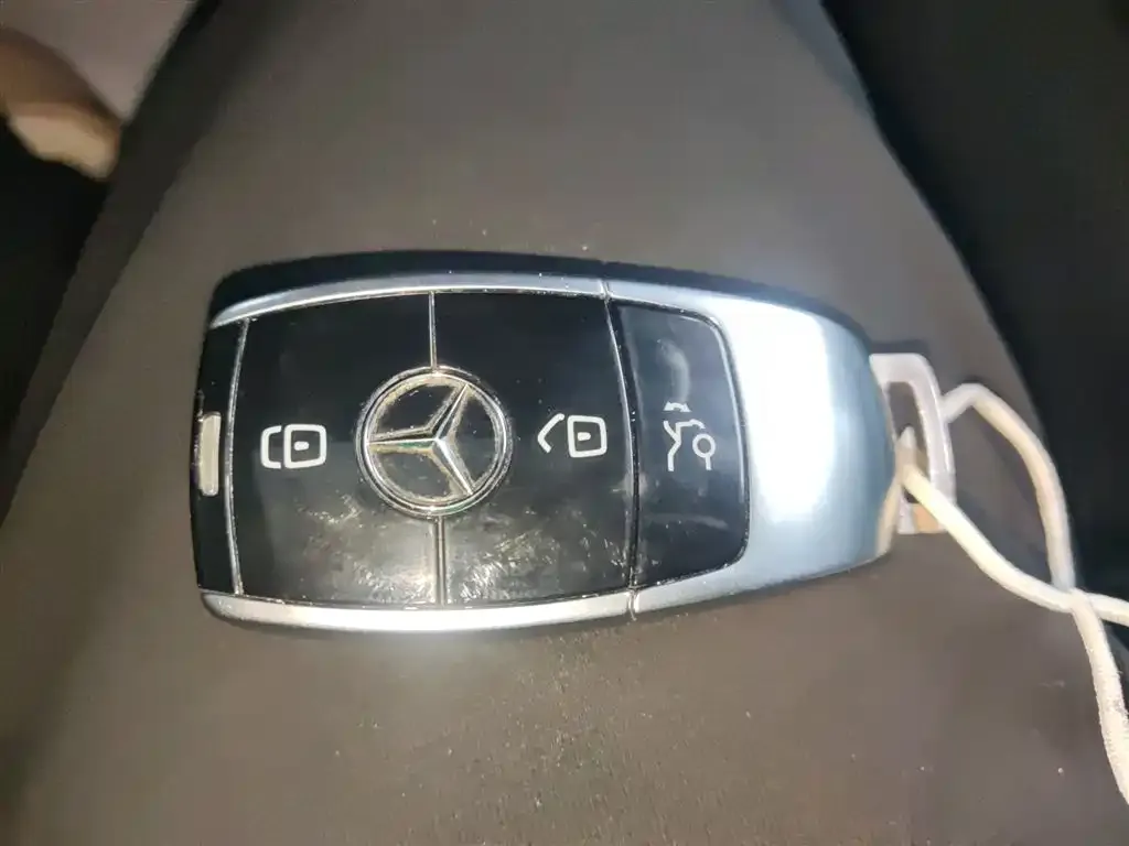Mercedes-Benz E-Class 2021 из CN, фото 9