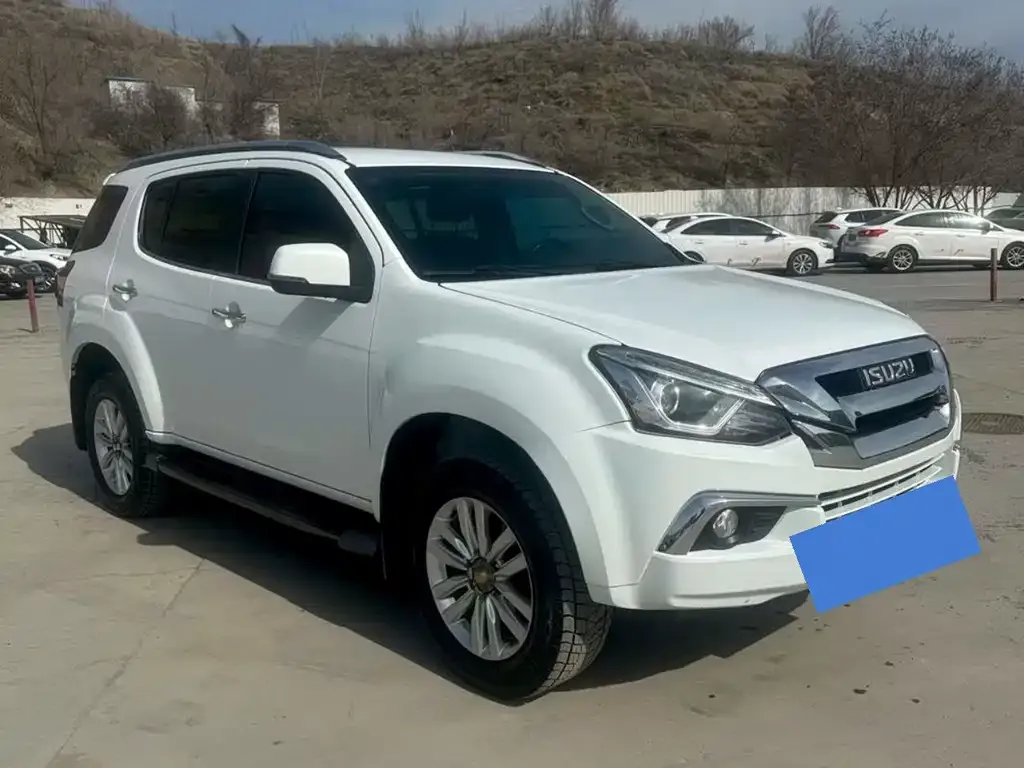 Isuzu MU-X