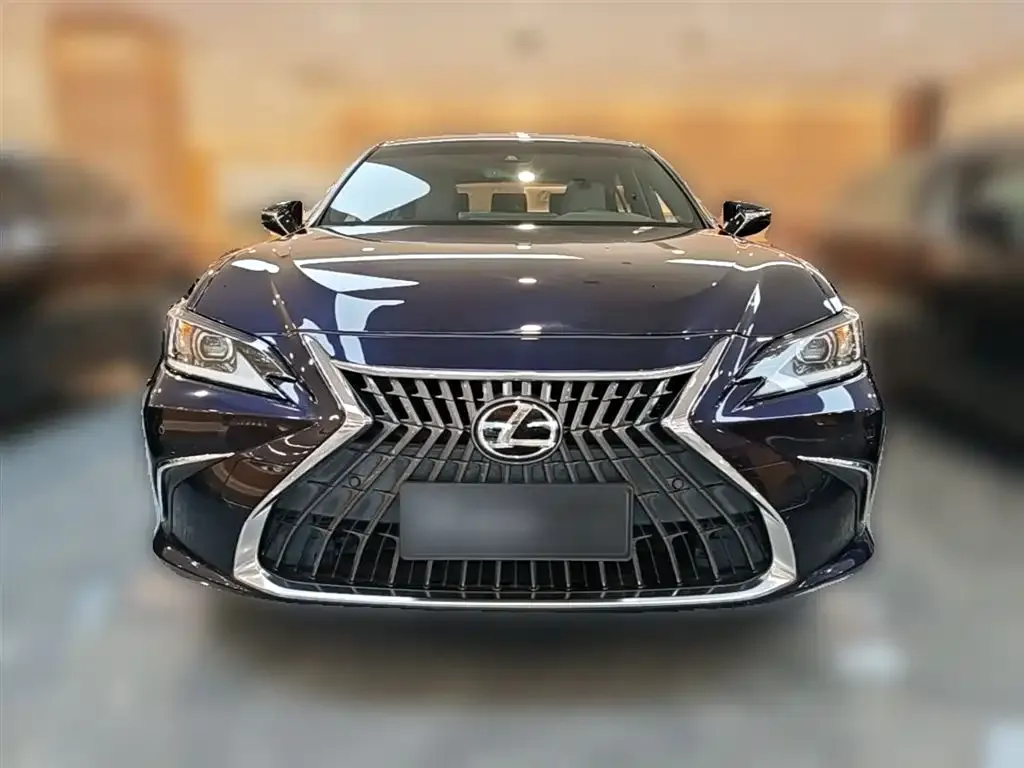 Lexus ES — фото 10
