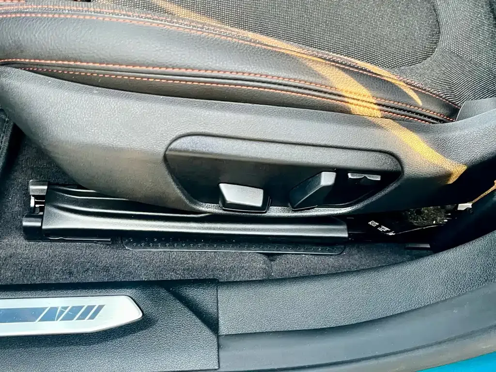 BMW 2 Series (Import) — фото 2
