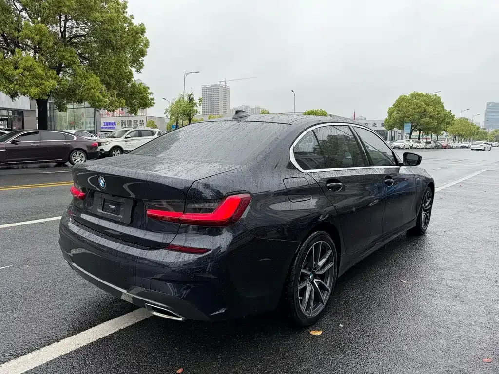 BMW 3 Series — фото 4