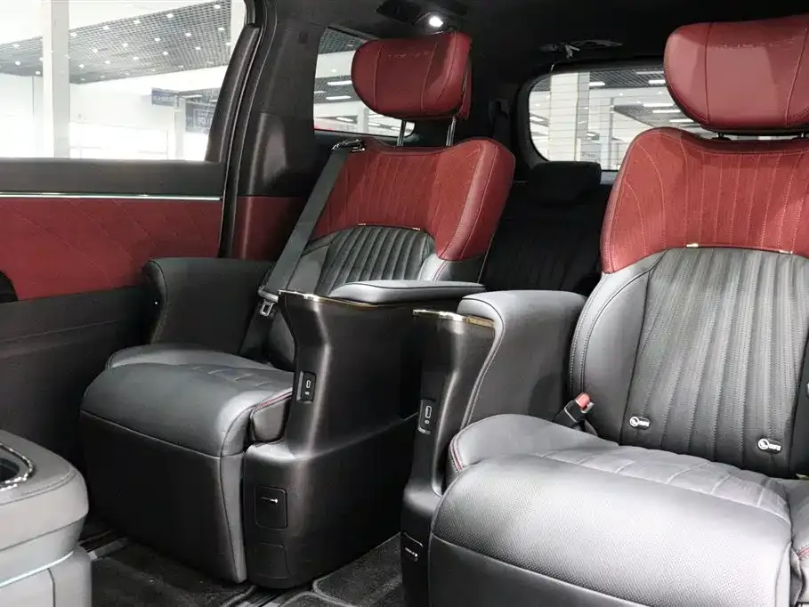 GAC Motor Trumpchi M8 — фото 4