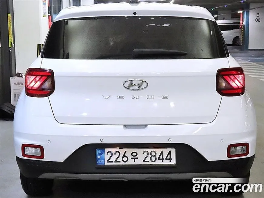 Hyundai Venue 2023 из KR, фото 4