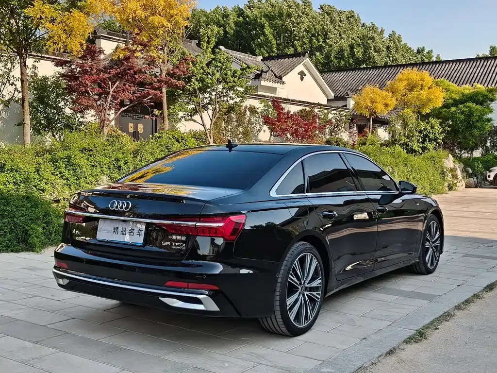 Audi A6L — фото 8