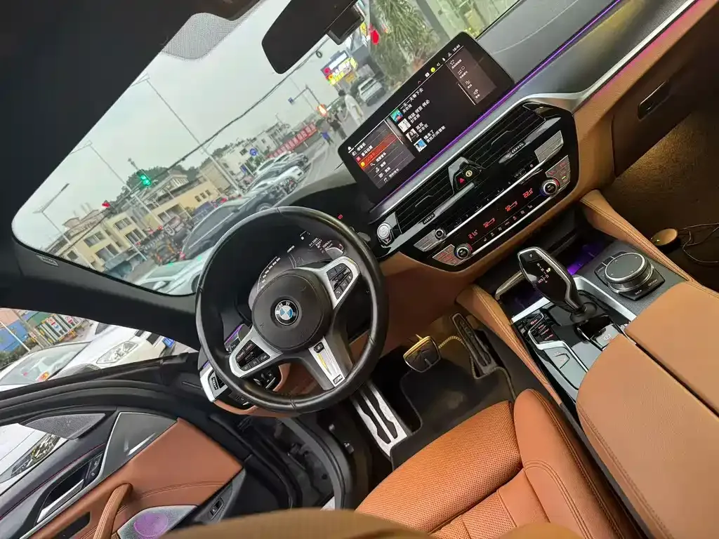 BMW 5 Series (Import) — фото 9