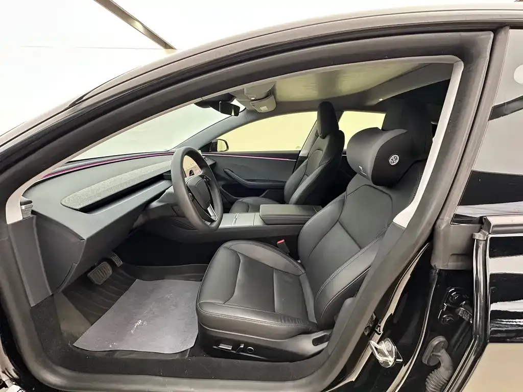 Tesla Model 3 — фото 6