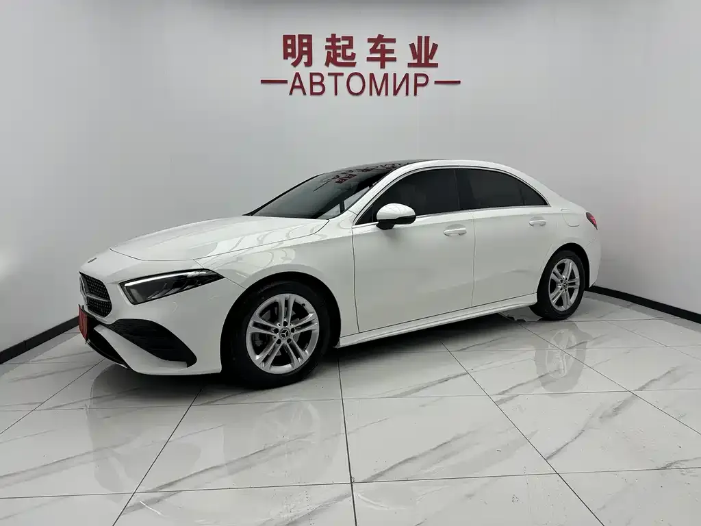 Mercedes-Benz A-Class — фото 1