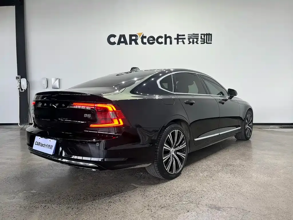 Volvo S90 — фото 3