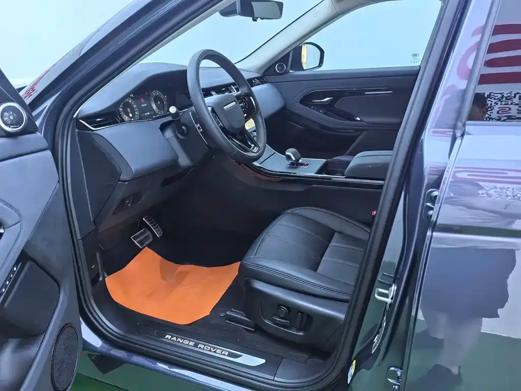 Land Rover Evoque — фото 7