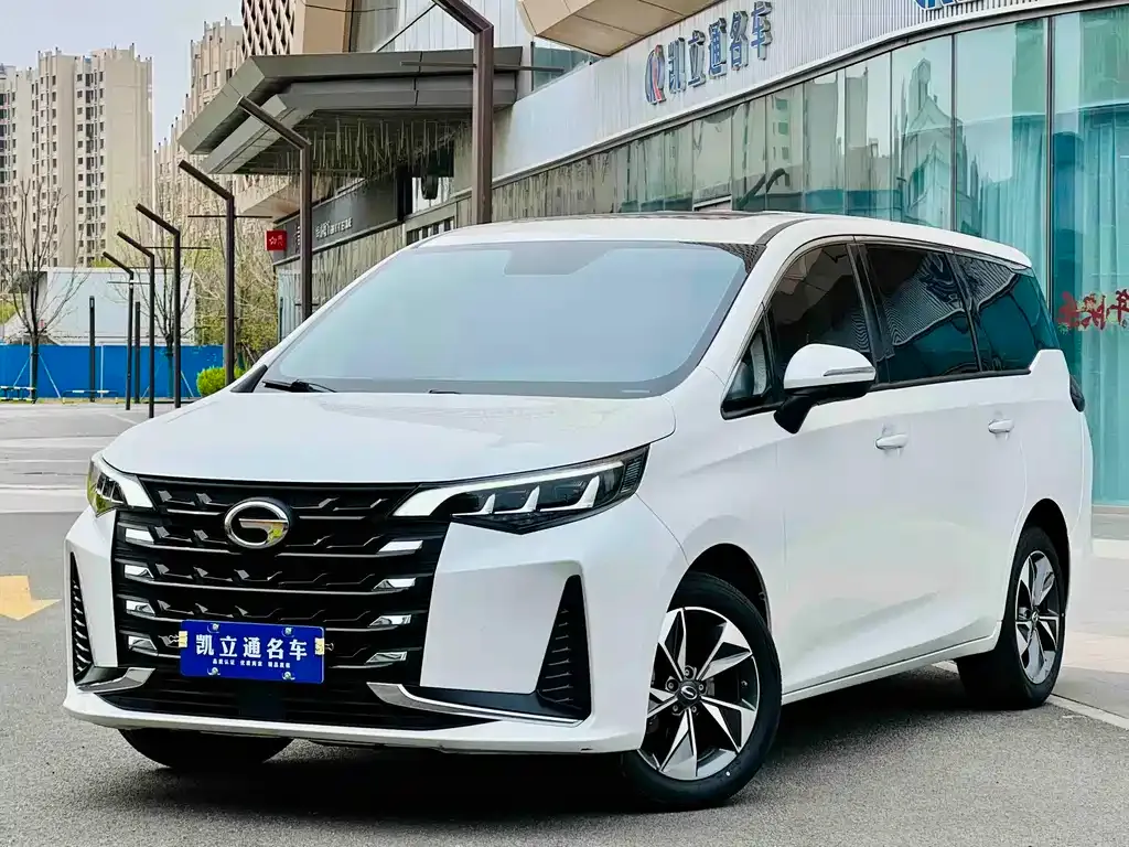 GAC Motor Trumpchi M6 — фото 1