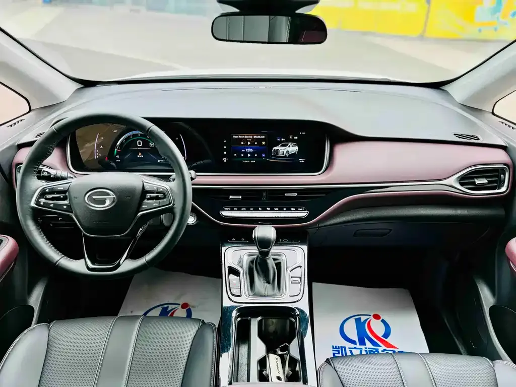 GAC Motor Trumpchi M6 — фото 10