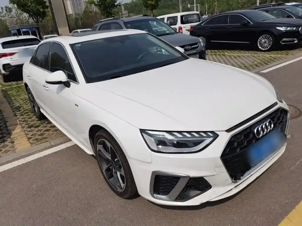 Audi A4L 2024 из CN, фото 10