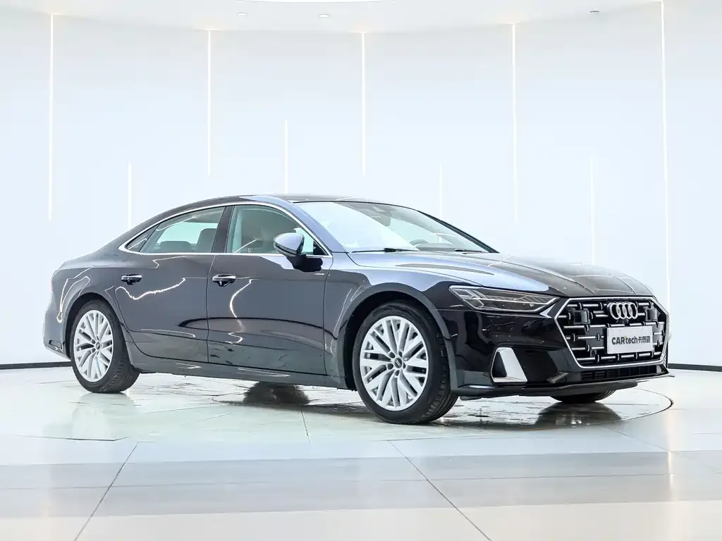 Audi A7L — фото 6