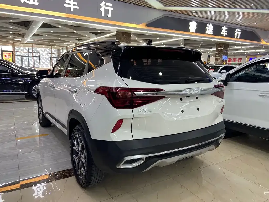 Kia KX3 — фото 10