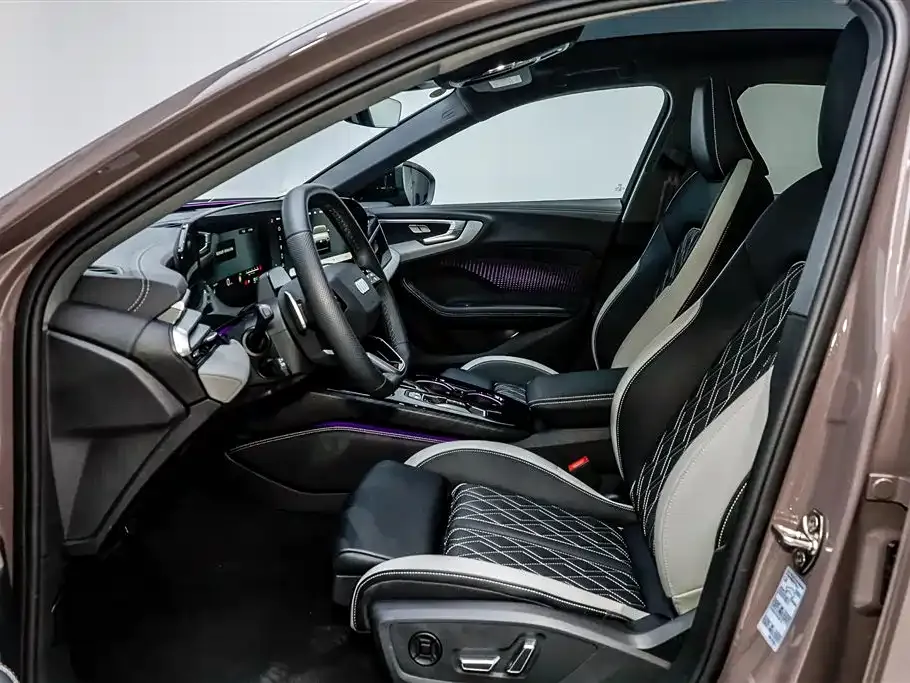 Audi A5L 2025 из CN, фото 3