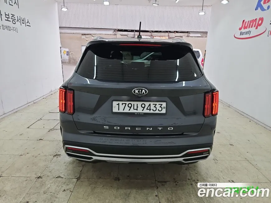 Kia Sorento — фото 5