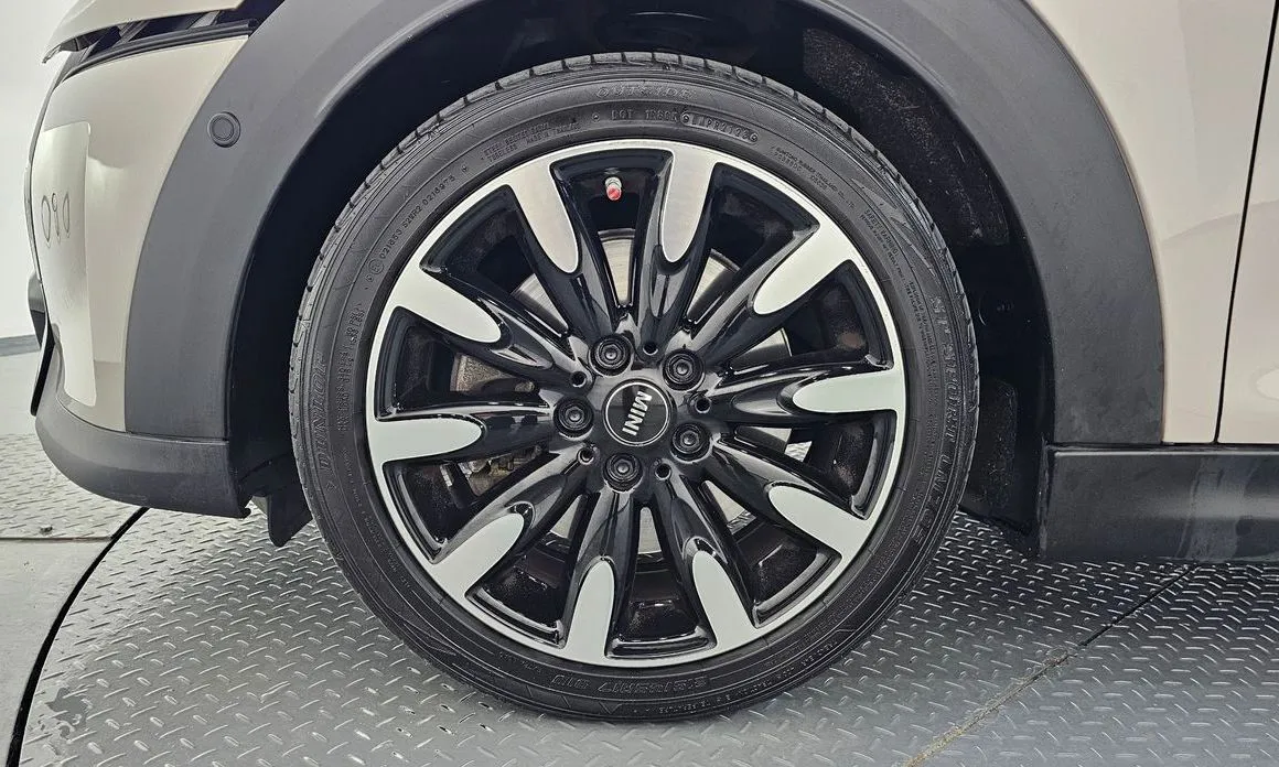 Mini Cooper 2023 из KR, фото 4