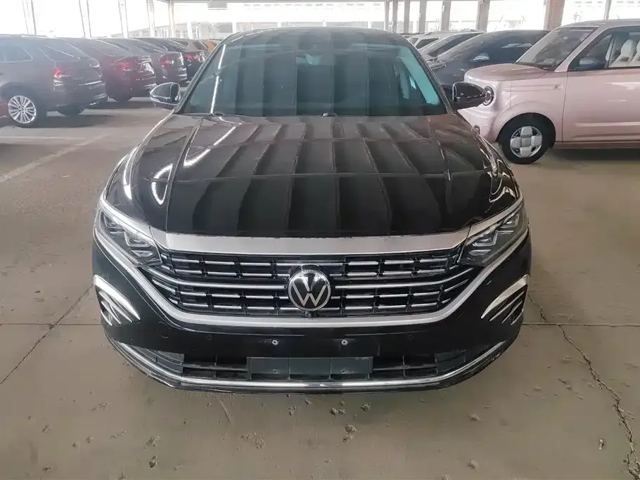 Volkswagen Passat — фото 8
