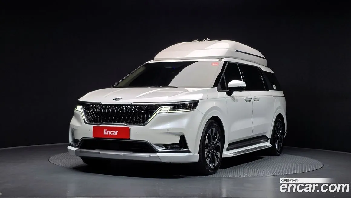 Kia Carnival — фото 1