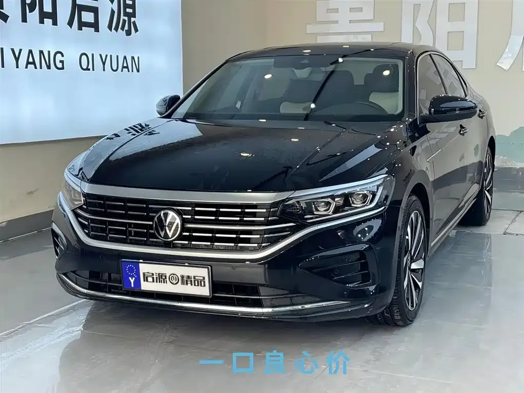 Volkswagen Passat — фото 1