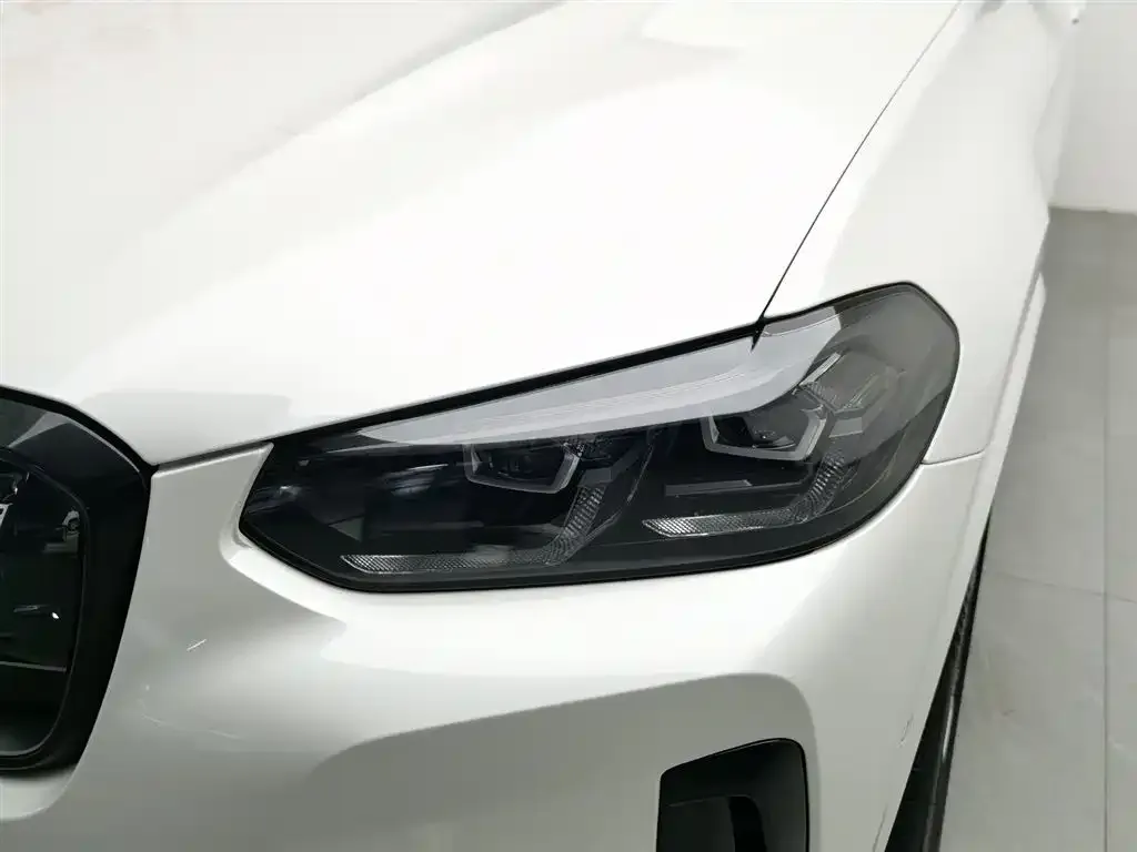 BMW iX3 — фото 4