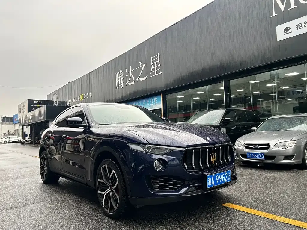 Maserati Levante — фото 10