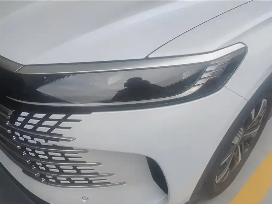 BYD Seal 05 DM-i — фото 3