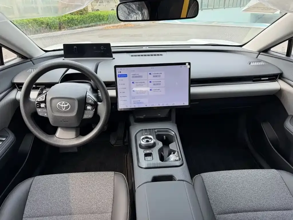 Toyota bZ5 2026 из CN, фото 2