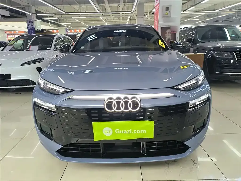Audi Q6L e-tron — фото 9