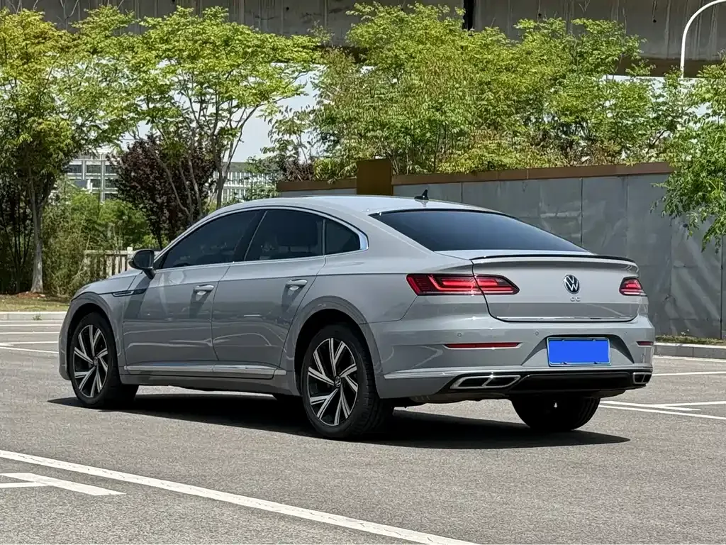 Volkswagen CC — фото 9