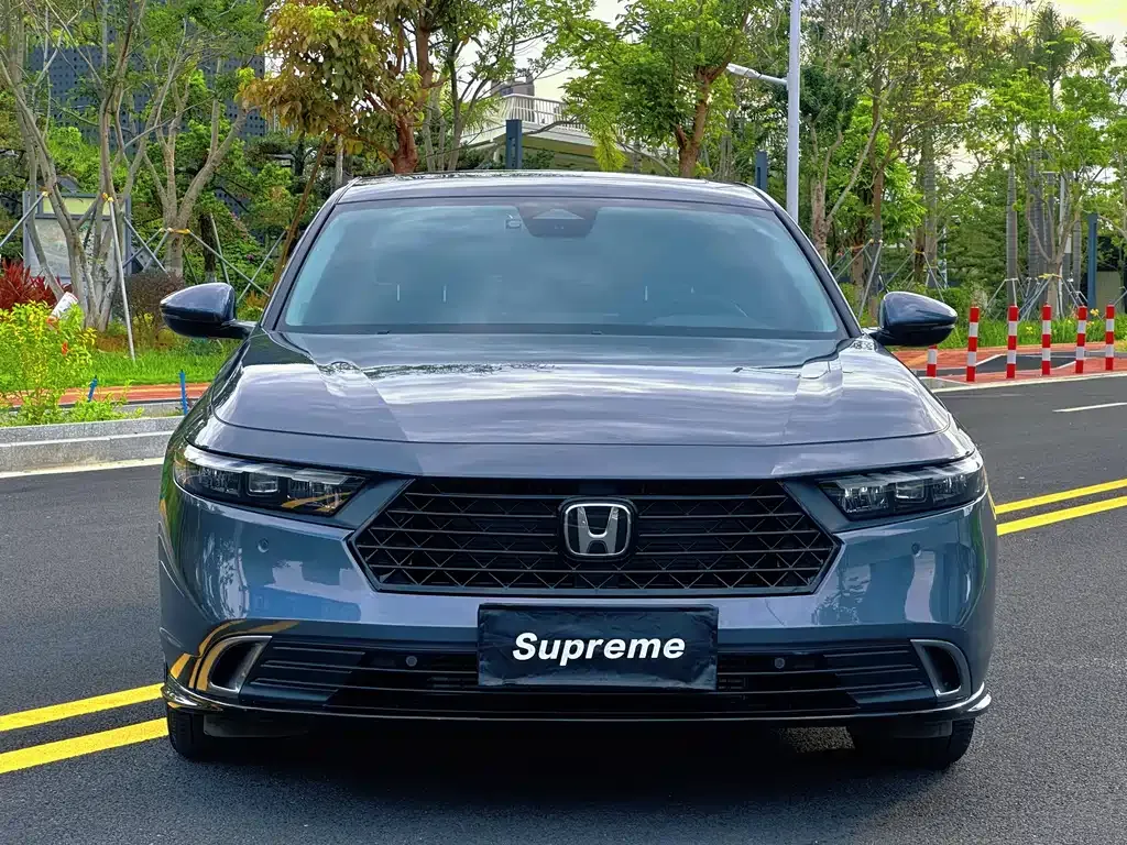 Honda Accord — фото 9