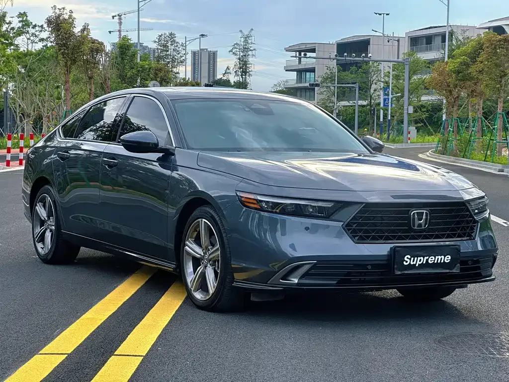 Honda Accord — фото 8