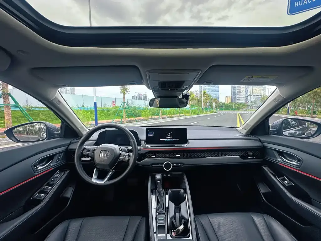 Honda Accord — фото 6