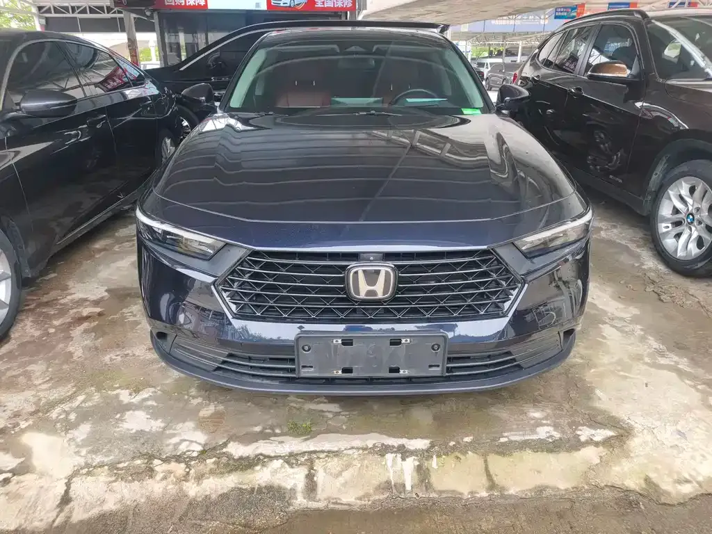 Honda Accord — фото 10